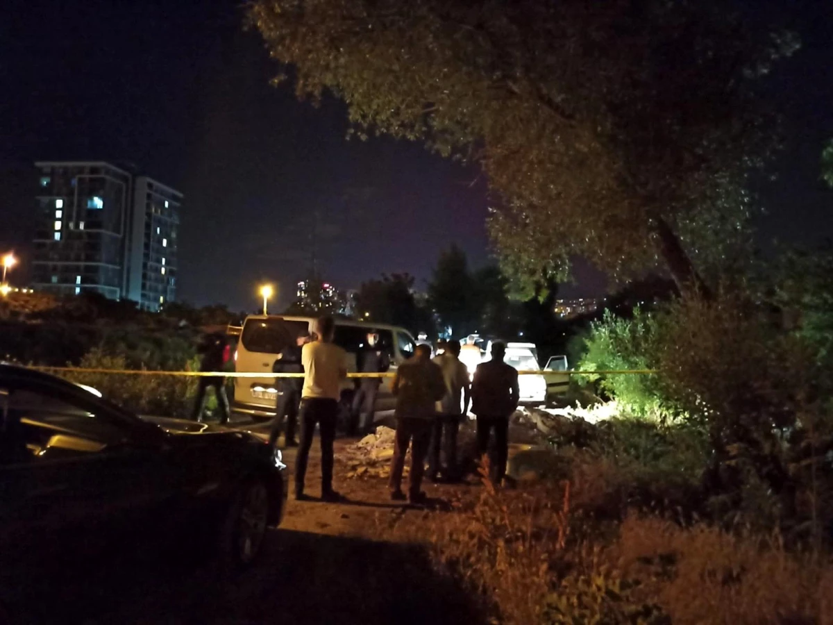 Ankara\'da bir kişi otomobilde ölü bulundu