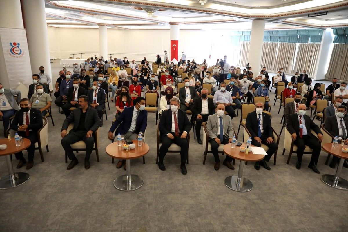Başkan Palancıoğlu Öz Sağlık-İş Sendikası Genel Kuruluna katıldı
