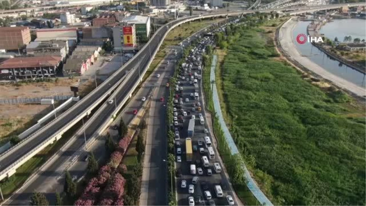 Başkan Soyer\'den İzmir trafiğine tepki çeken ilginç çözümü