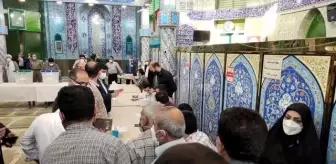 İran'da halk cumhurbaşkanlığı seçimleri için sandık başında (2)