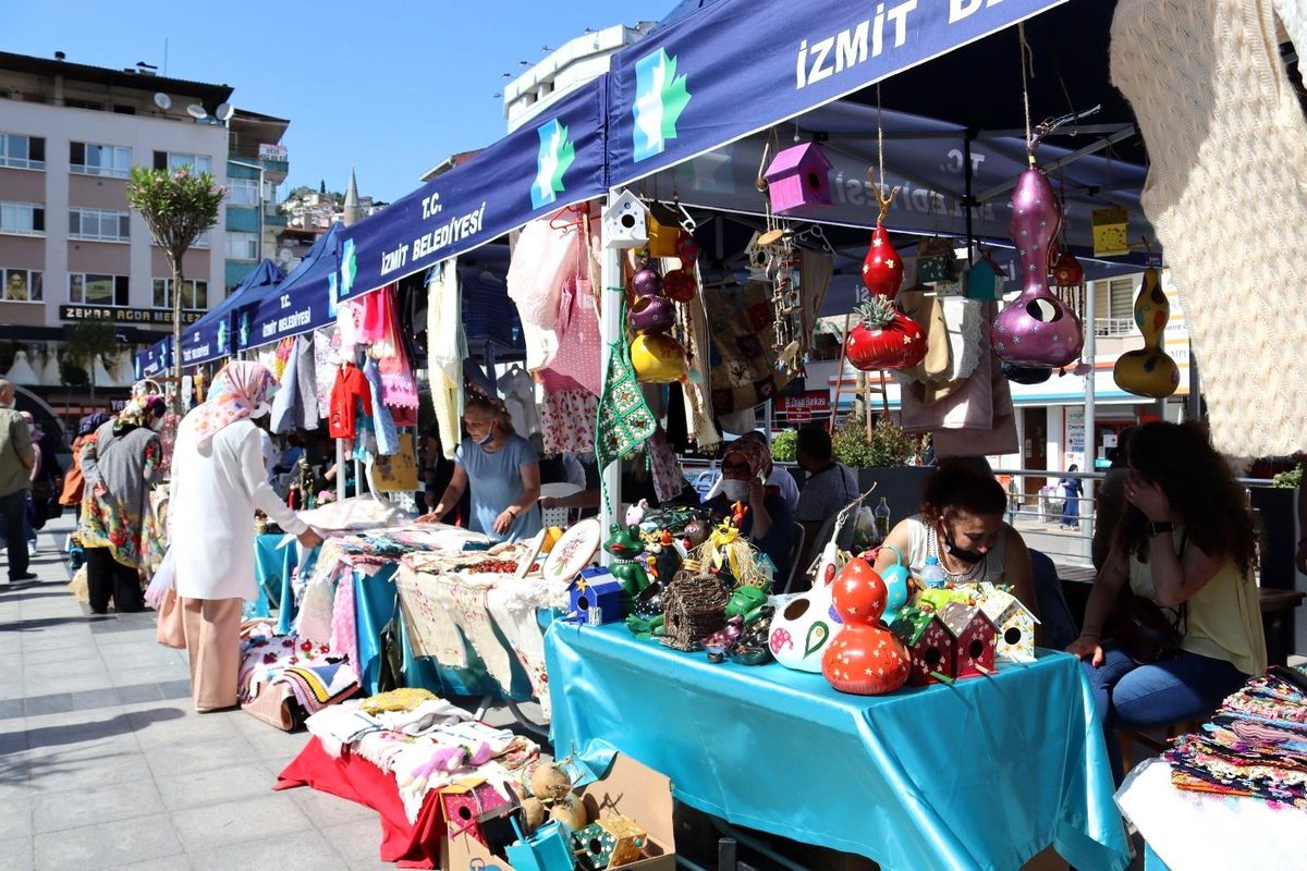 İzmitli kadınlar emeğini kazanca çeviriyor