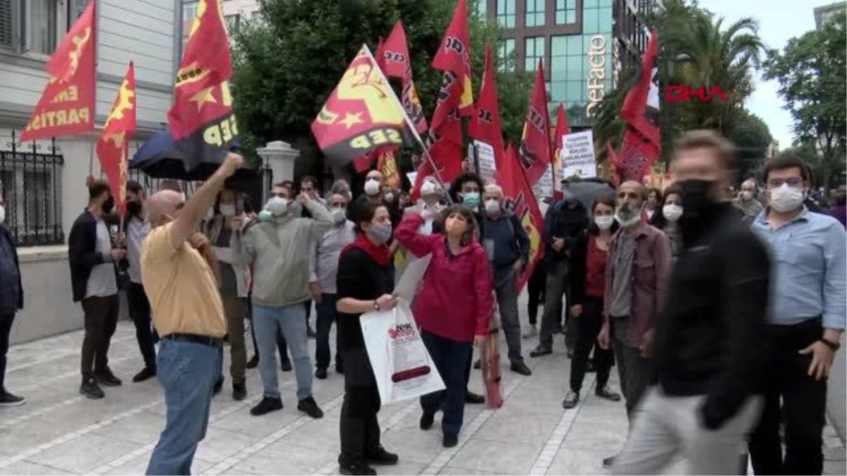 KADIKÖY\'DE HDP İZMİR İL BİNASI\'NDA DENİZ POYRAZ\'IN ÖLDÜRÜLDÜĞÜ SALDIRI PROTESTO EDİLDİ