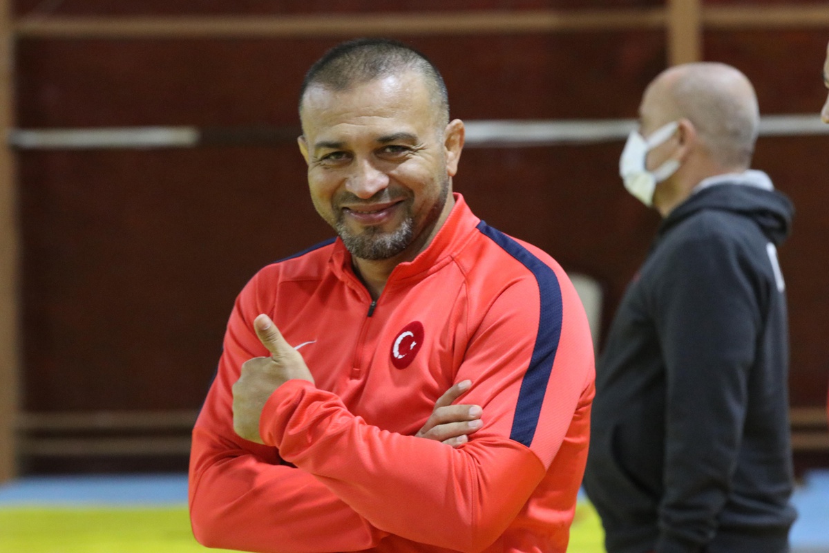 Kadın Güreş Milli Takımı, Tokyo 2020\'de tarih yazmak istiyor