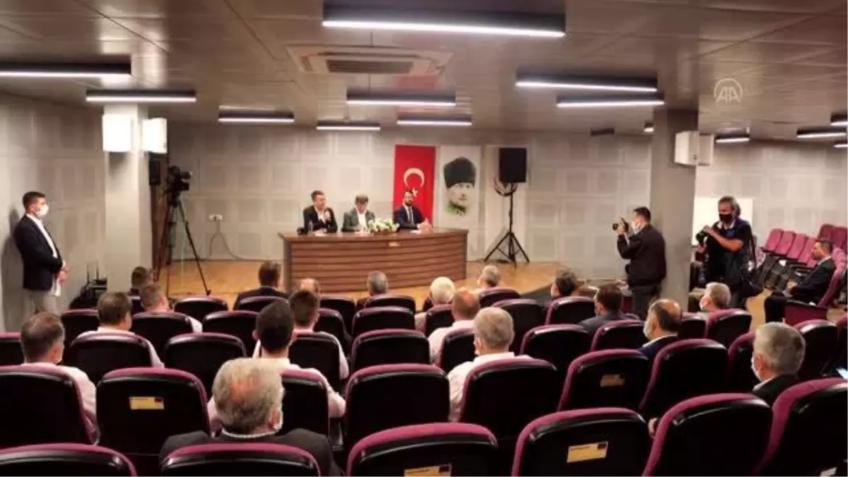 KIRKLARELİ - Gelecek Partisi Genel Başkanı Davutoğlu, çiftçilerle buluştu