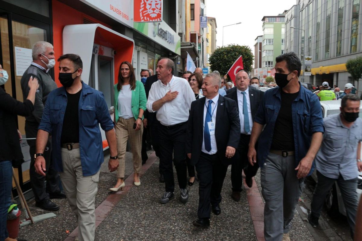 Muharrem İnce Balıkesir\'de parti binasını açtı