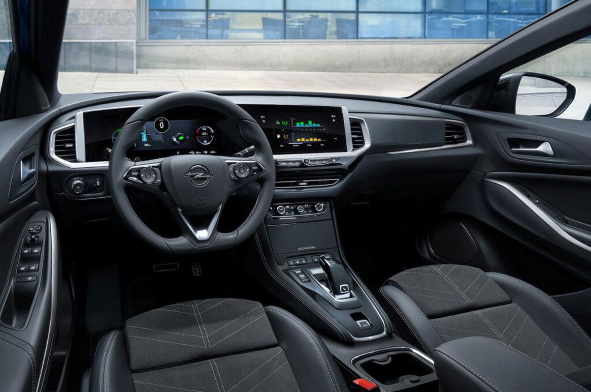 Opel\'in SUV Ailesi\'nde yeni perde: Yeni Grandland