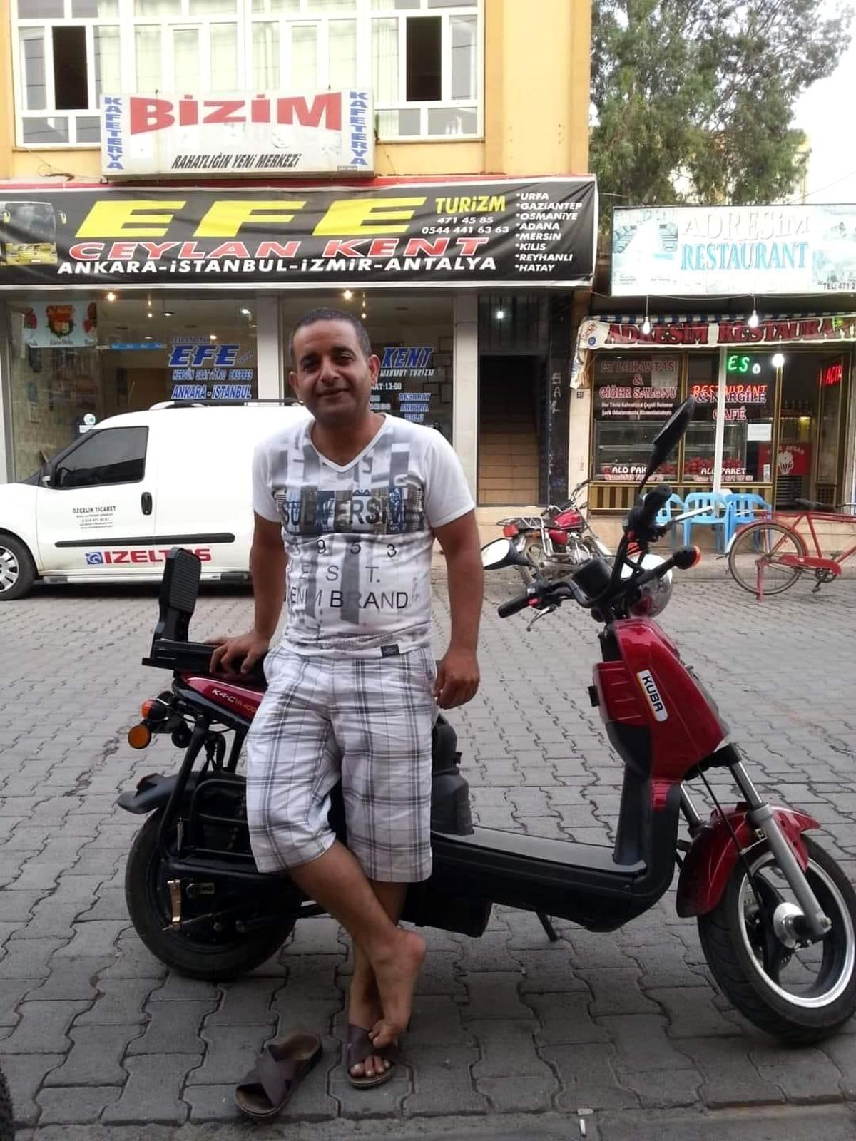 Son dakika haberleri: Refüje çarpan motosikletin sürücüsü öldü