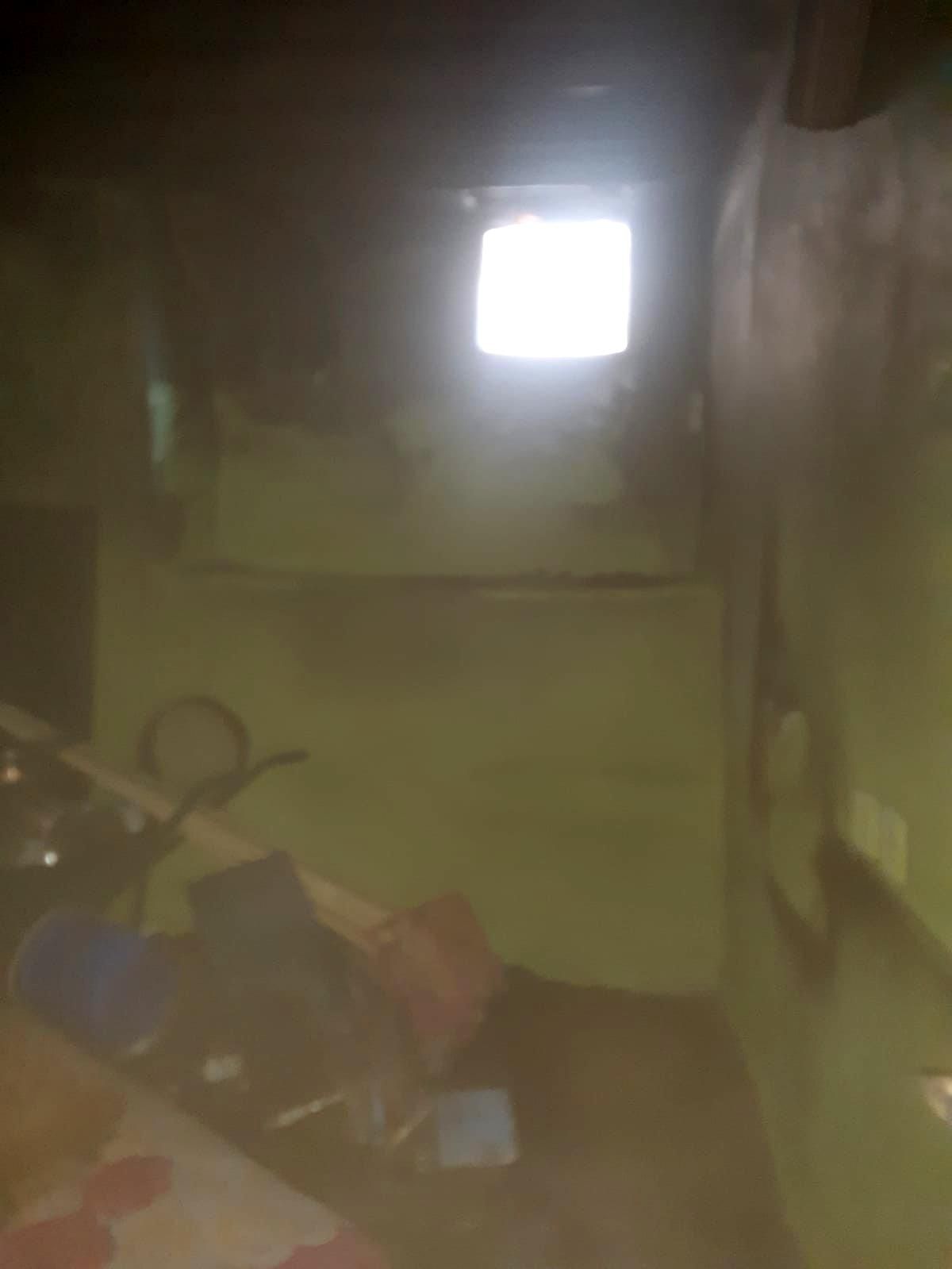 Yalnız yaşayan yaşlı kadının evi yandı