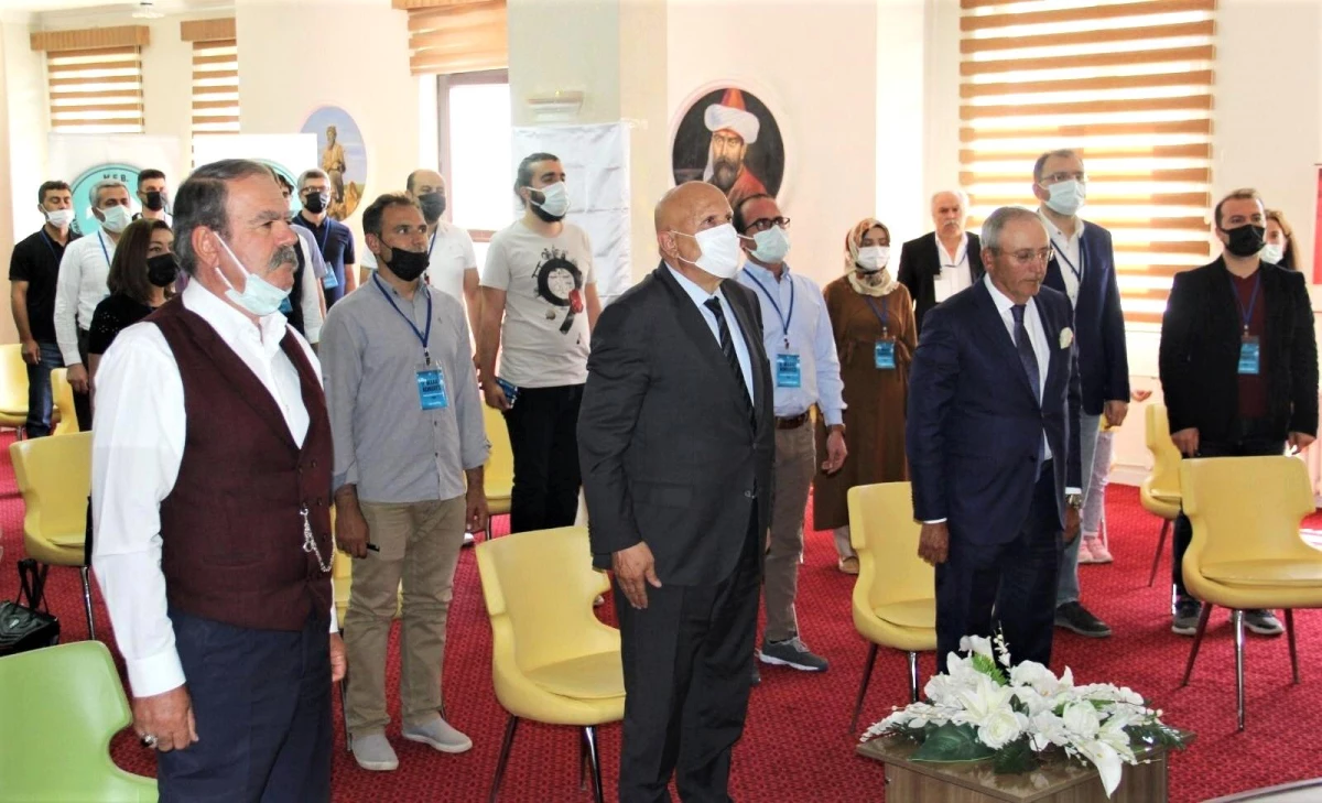 Başkan Pekmezci Türk Kültürü ve Eğitim Çalıştayı\'na katıldı
