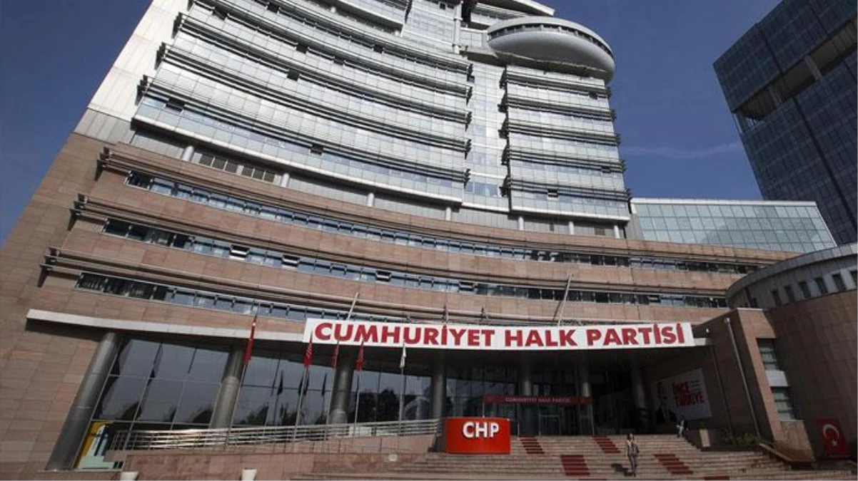 CHP\'den istifa etmişti! Düziçi Belediye Başkanı Alper Öner, AK Parti\'ye geçti