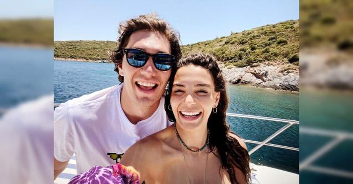 Ebru Şahin aileye girdi
