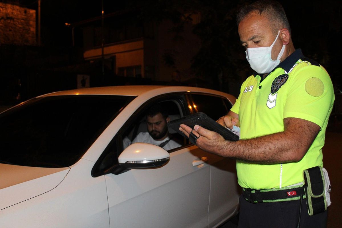 Emniyetten gece yarısı şok denetim