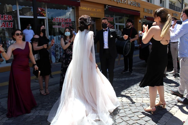 Ordulu damat Sivas'tan orkestra ile gelin aldı