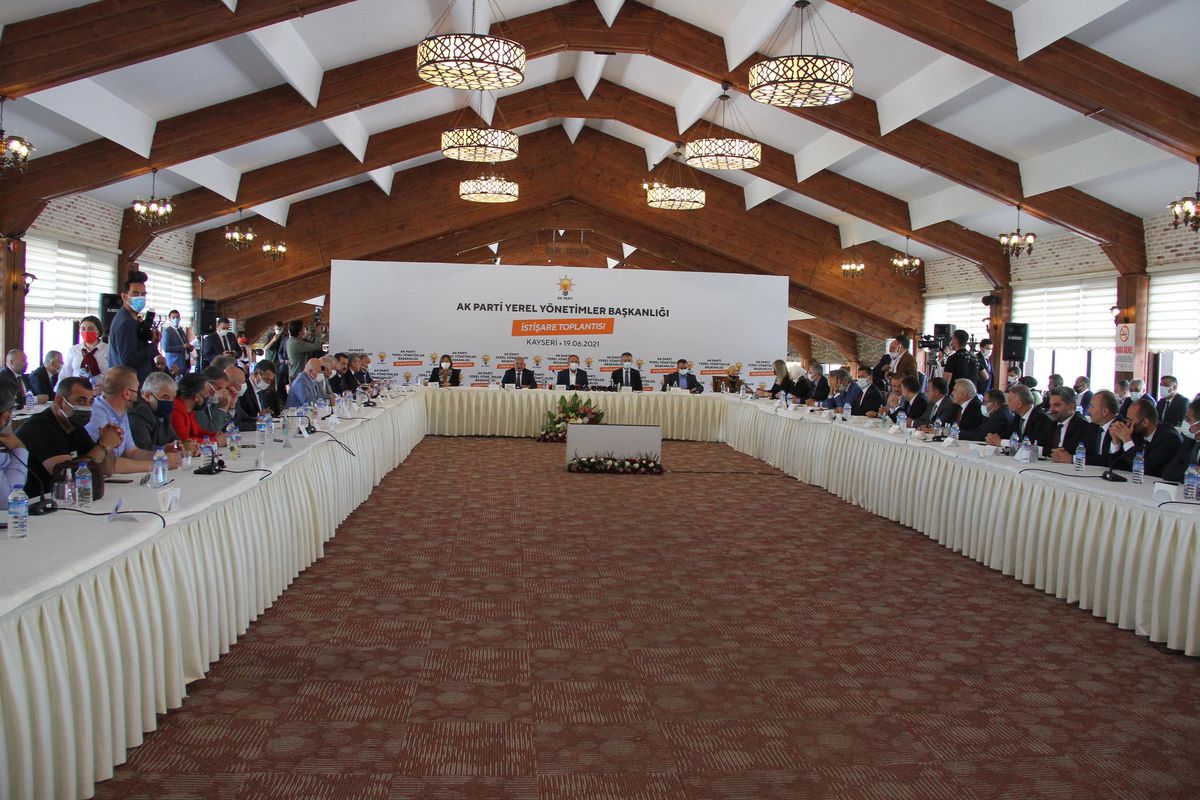 Özhaseki, AK Parti Yerel Yönetimler Başkanlığı İstişare Toplantısı\'nda konuştu Açıklaması