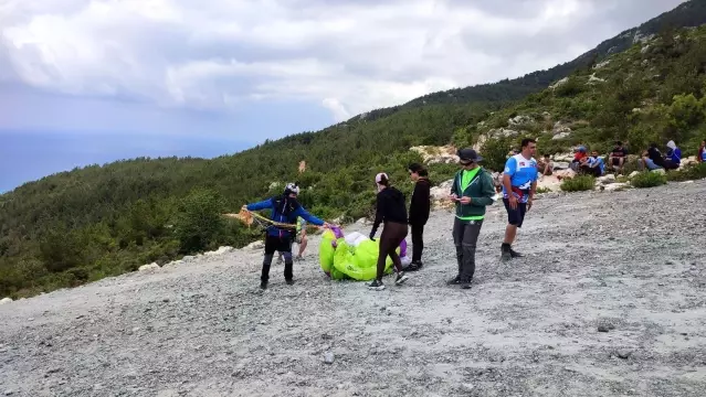 Hatay'da, Türkiye Yamaç Paraşütü Hedef Şampiyonası 3. Etap Yarışması başladı Hatay'da, Türkiye Yamaç Paraşütü Hedef Şampiyonası 3. Etap Yarışması başladı
