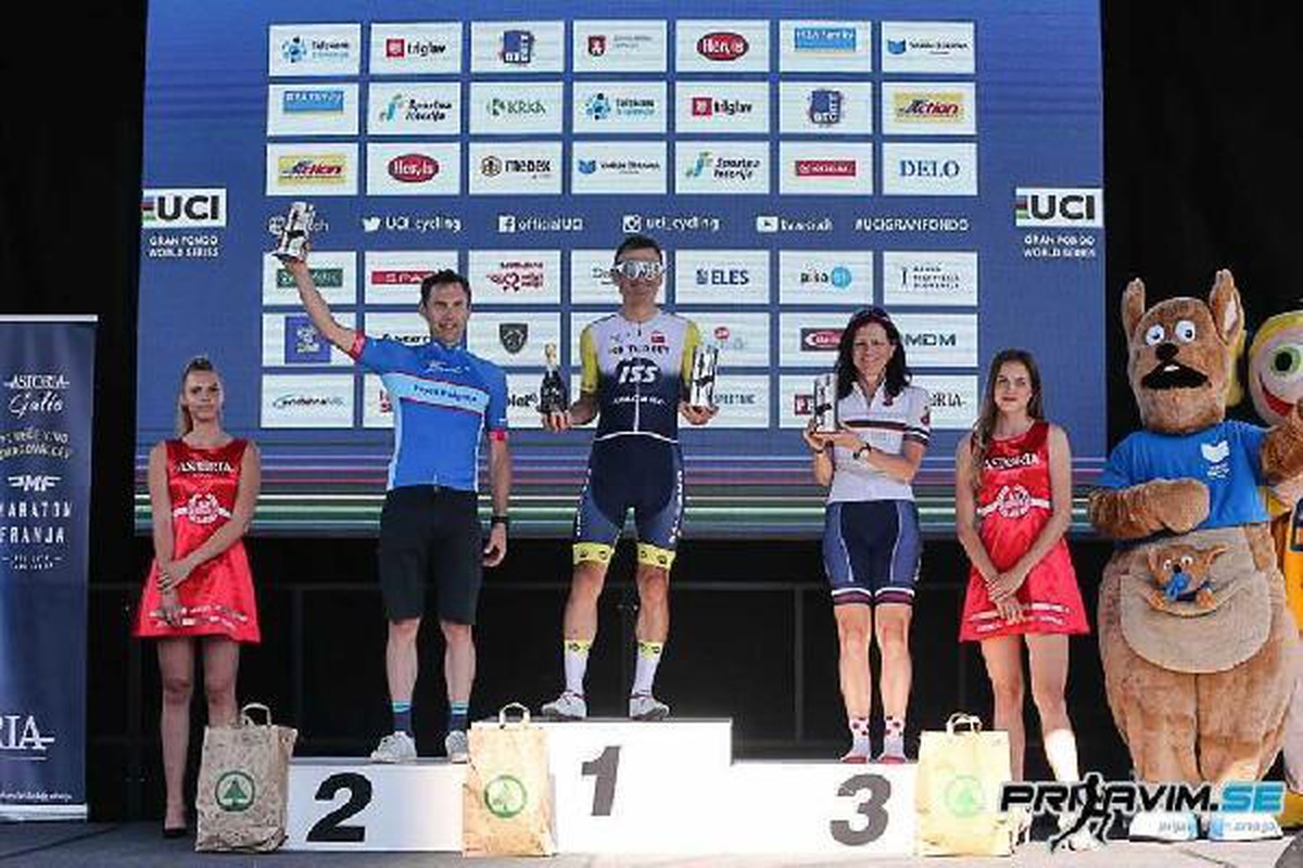 Sporculardan Slovenya ve Beykoz\'da aynı gün 3 madalya