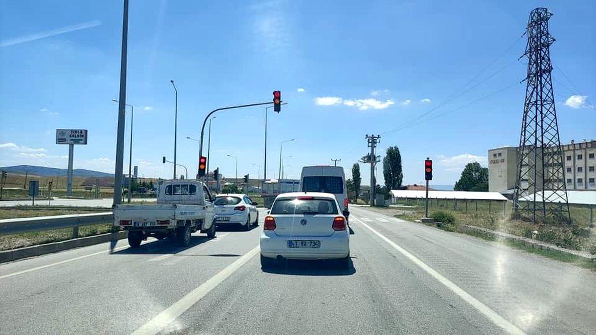Sungurlu Kemallı kavşağına ışıklı tedbir