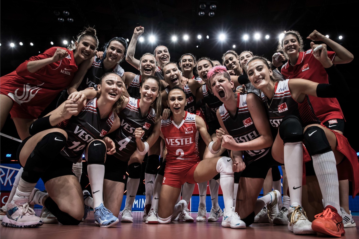 Voleybol: FIVB Milletler Ligi