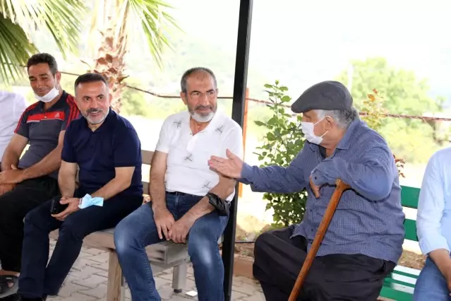 Dağlı Kozan'da esnaf ve gençleri dinledi