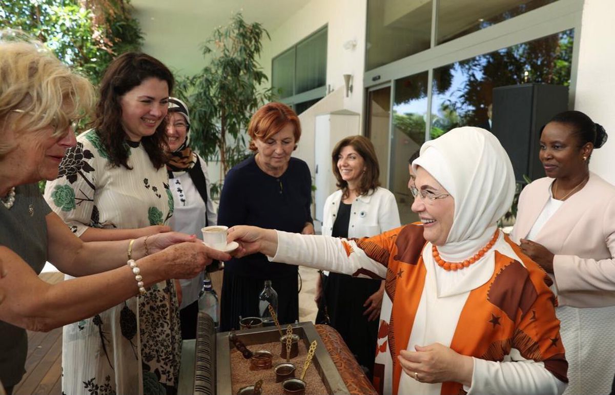 Emine Erdoğan\'dan "Antalya Diplomasi Forumu" paylaşımı Açıklaması
