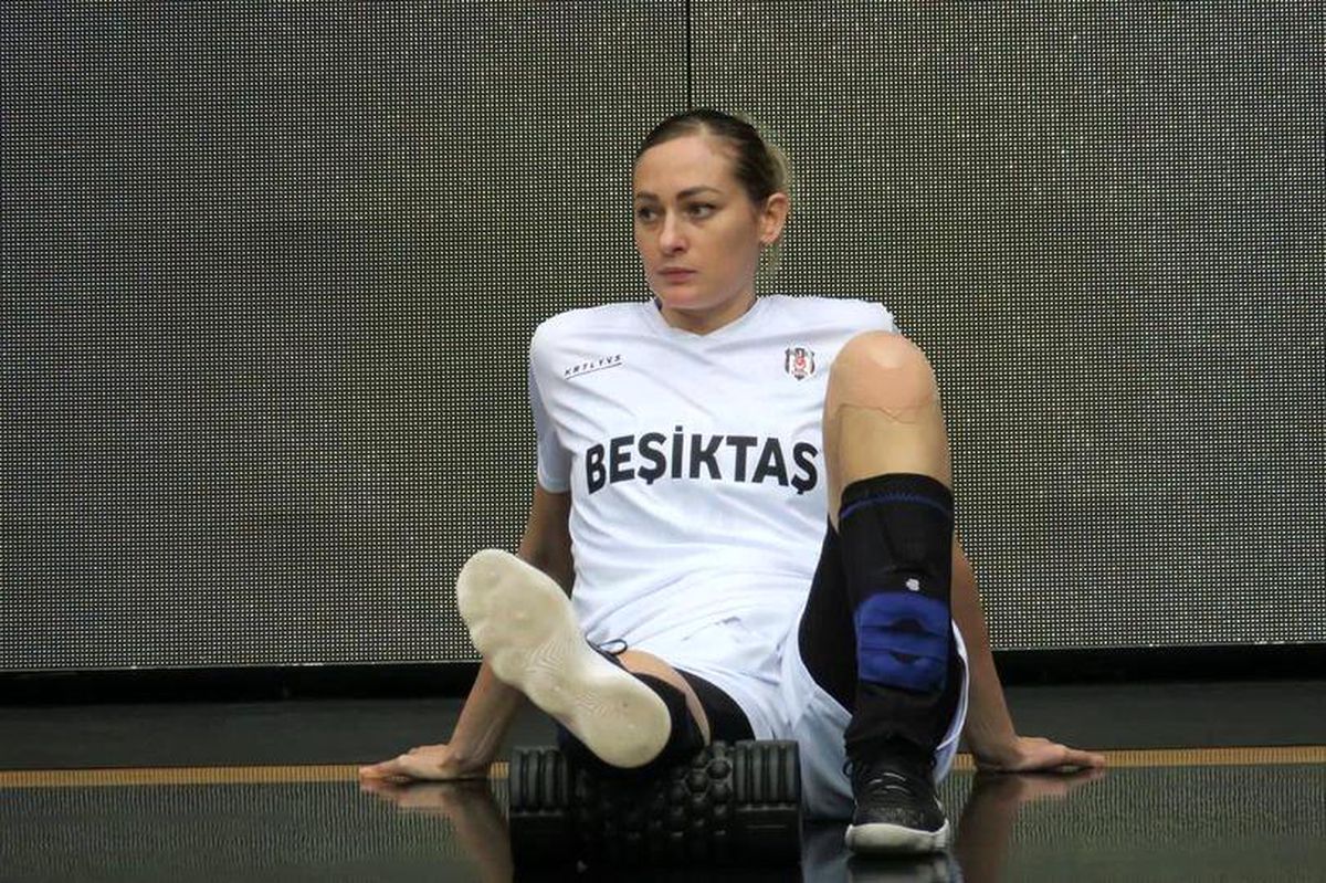 İzmit Belediyespor, Ukraynalı Viktoria Mircheva\'yı transfer etti