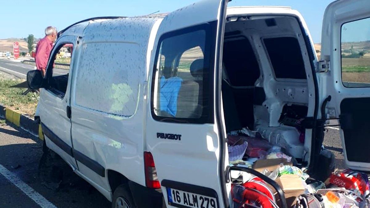 Son dakika haberi! Kırıkkale\'de trafik kazası: 5 yaralı