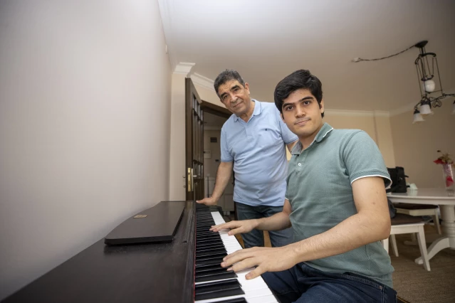 Müzik dehası otizmli piyanist Buğra'nın yaşamındaki gölge öğretmen babası oldu