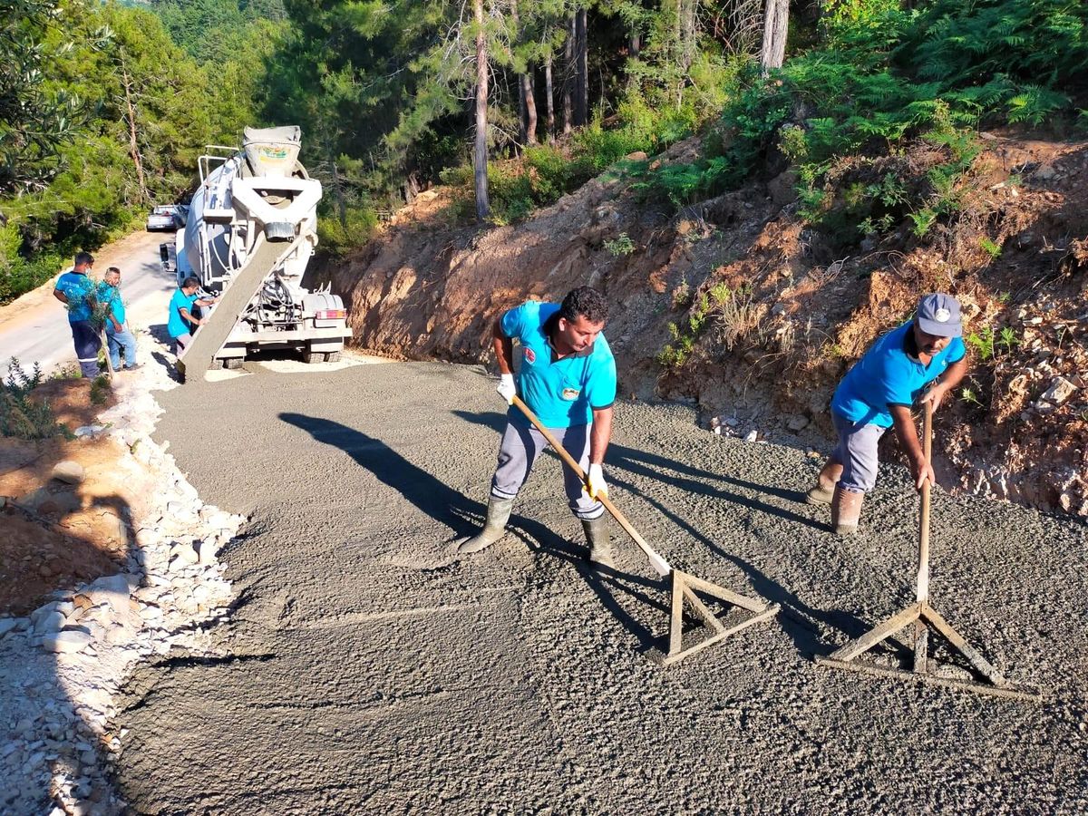 Alanya Belediyesi\'nin yol ve asfalt seferberliği