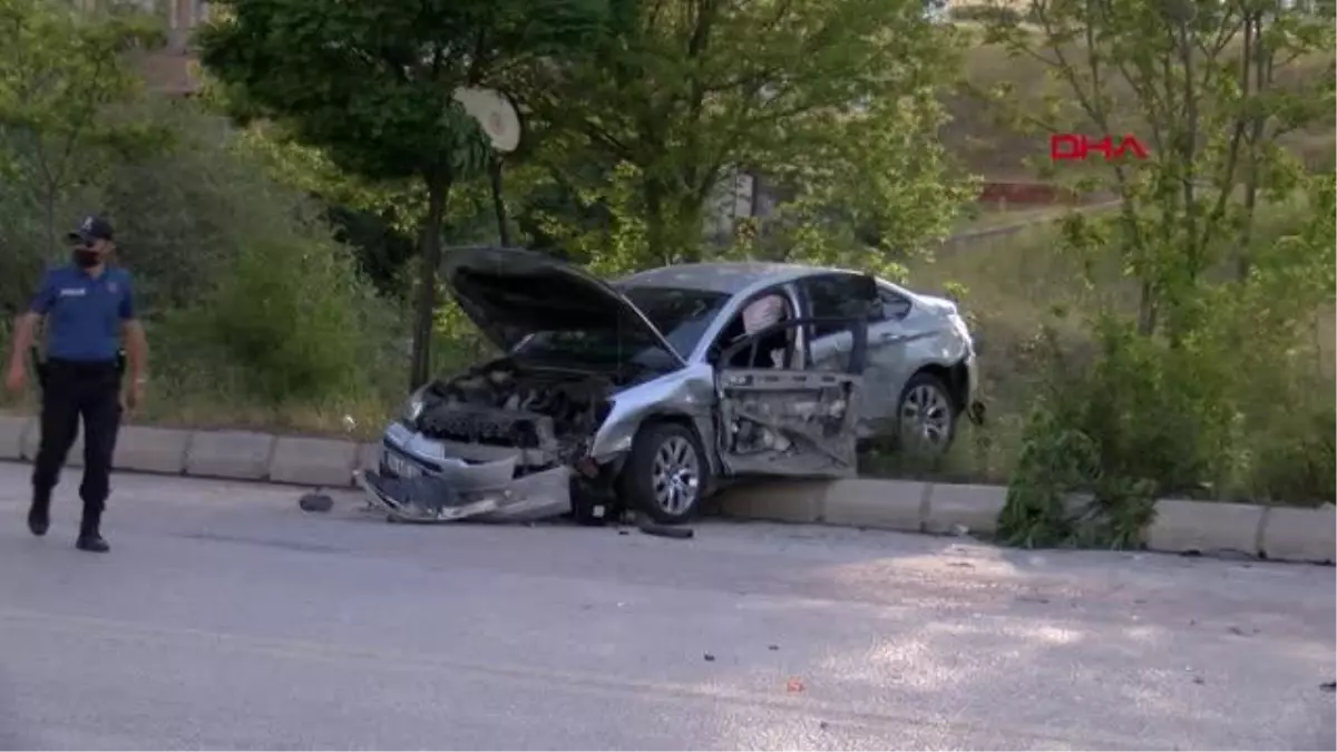 ANKARA KAZADA SAVRULAN OTOMOBİL, DURAKTA BEKLEYEN YAYA ÇARPTI: 1 ÖLÜ