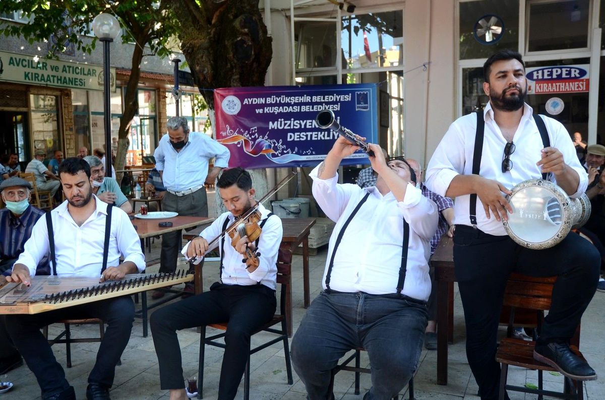 Aydın Büyükşehir Belediyesi \'müzik susmasın\' dedi