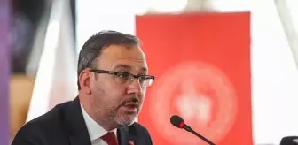 Son dakika haberi: Bakan Kasapoğlu, Tokyo 2020 vizesi alan milli atlet Emel Dereli'ye tebrik etti