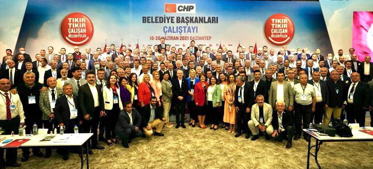 Başkan Ömer Günel CHP\'nin çalıştayına katıldı
