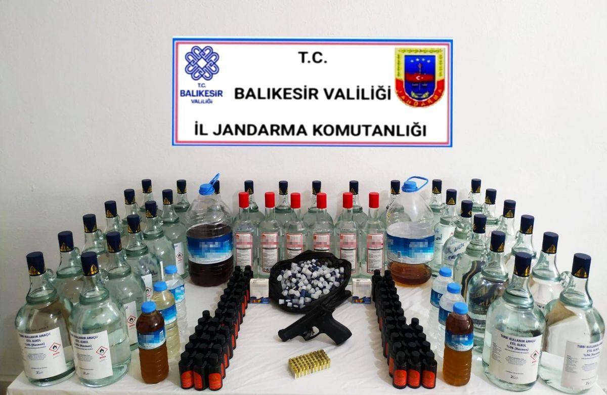 Son dakika 3. sayfa: Edremit\'te sahte içki operasyonu