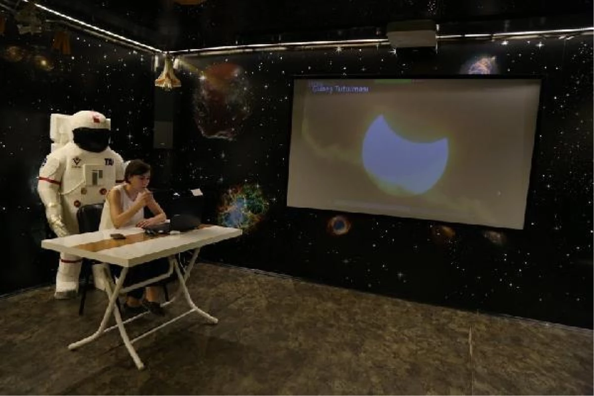 Eyüpsultan \'Astronomi Yaz Okulu\' online eğitimle başlıyor