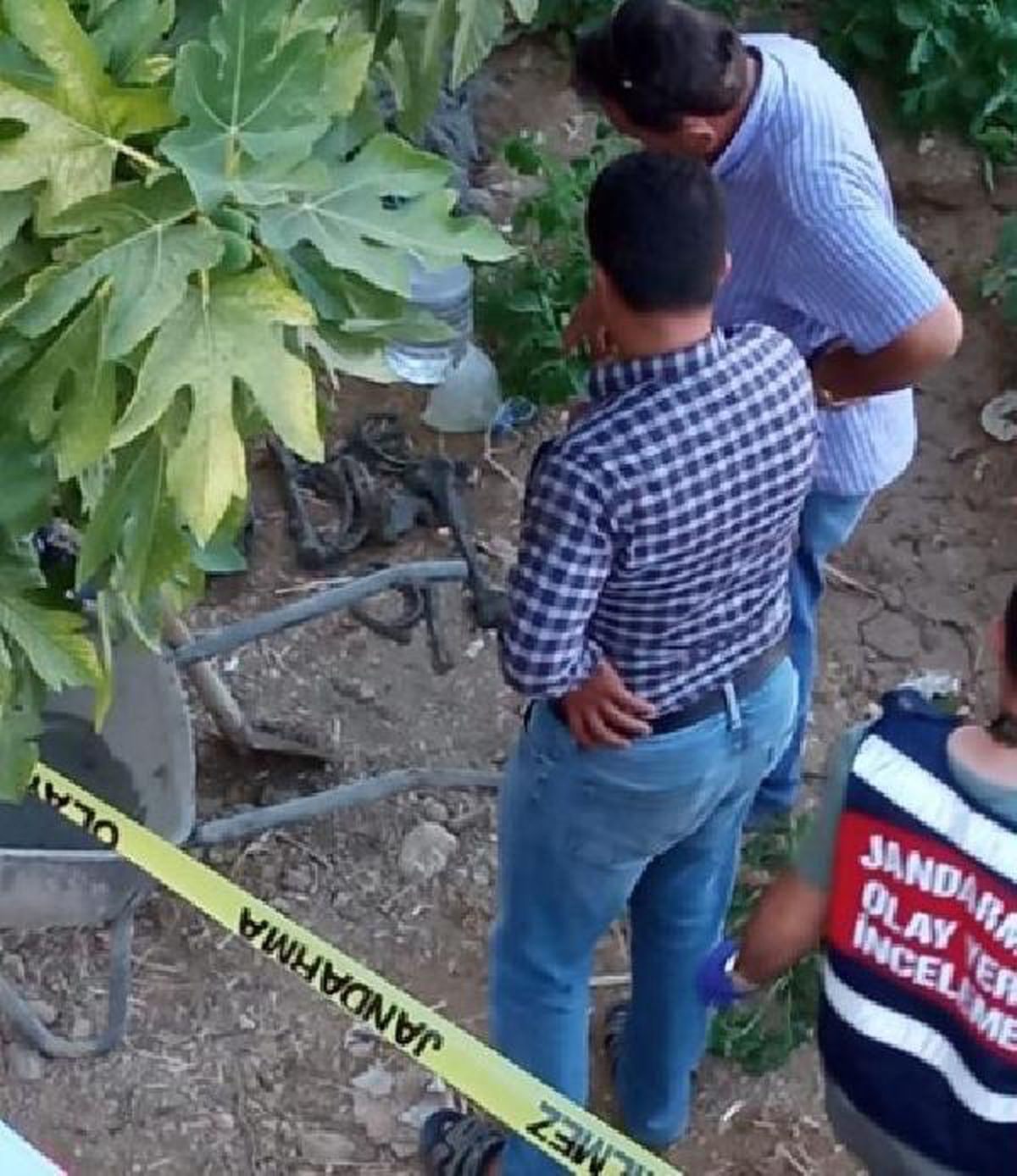 Hatay\'da kuyudan insana ait olduğu sanılan kemikler çıktı