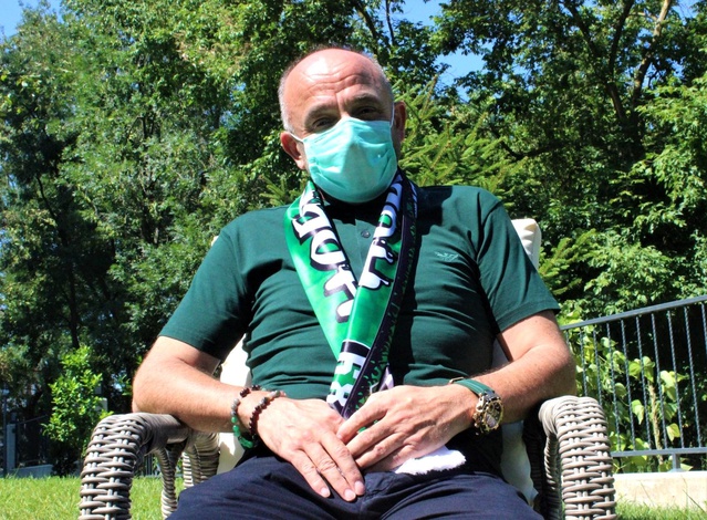 Kanserle mücadele ederken Kocaelispor'u şampiyon yapmıştı, geriye bu görüntüler kaldı Kanserle mücadele ederken Kocaelispor'u şampiyon yapmıştı, geriye bu görüntüler kaldı