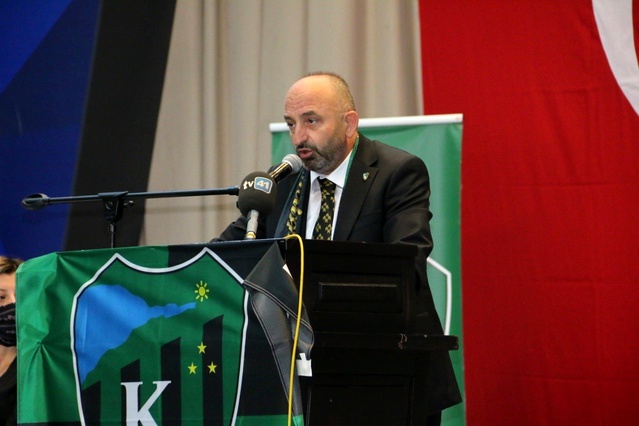 Kanserle mücadele ederken Kocaelispor'u şampiyon yapmıştı, geriye bu görüntüler kaldı Kanserle mücadele ederken Kocaelispor'u şampiyon yapmıştı, geriye bu görüntüler kaldı
