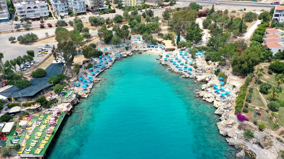 Mersin plajları sezona hazır