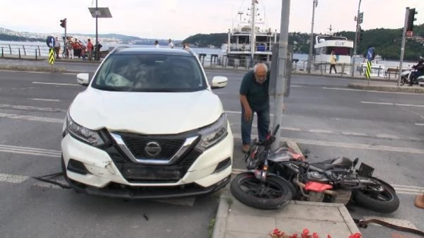 SARIYER'DE OTOMOBİLLE ÇARPIŞAN MOTOSİKLETTEKİ 1'İ KADIN 2 KİŞİ YARALANDI