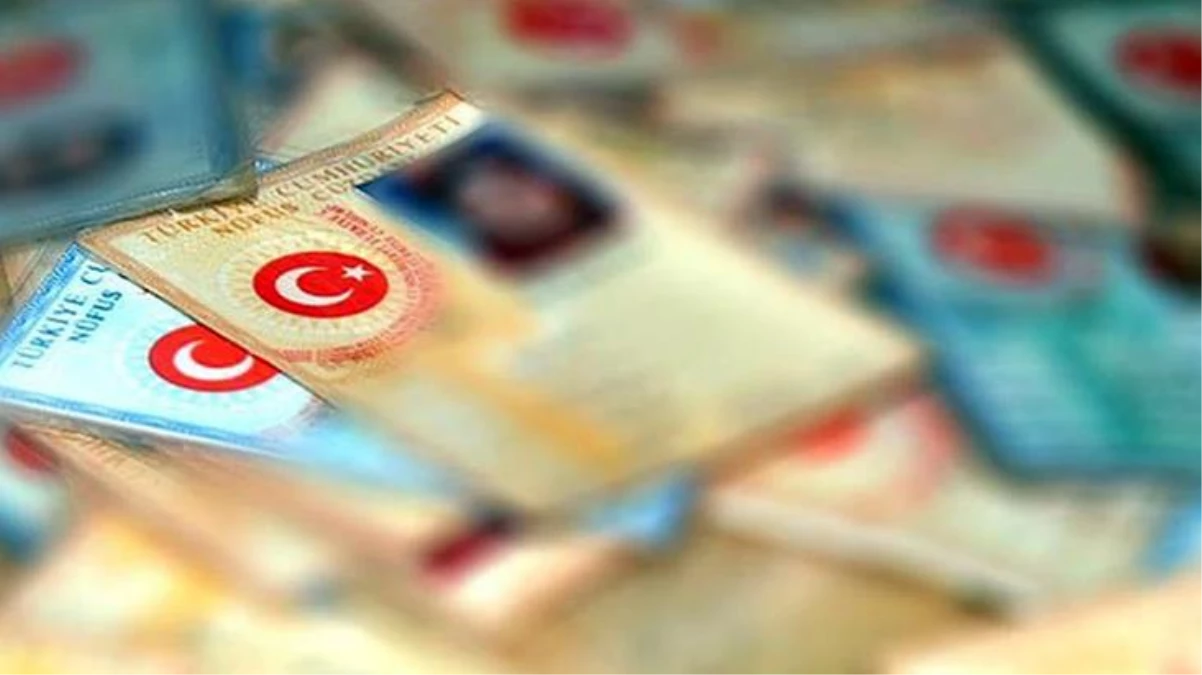 Türk vatandaşları, eski tip kimlik kartıyla KKTC\'ye gidemiyor! Uygulama 30 Haziran itibarıyla başlayacak