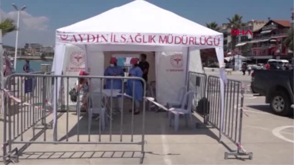 ÜNLÜ TATİL BELDESİ KUŞADASI\'NDA AŞI ÇADIRI KURULDU