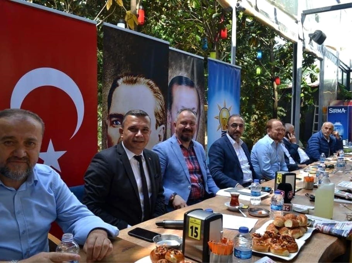 AK Parti Çorlu\'dan eski başkanlara vefa