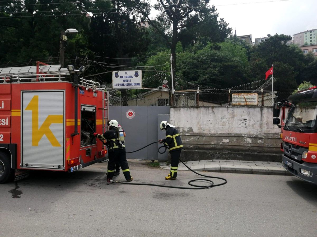 Cezaevinde tüp patlaması ihbarı ekipleri harekete geçirdi