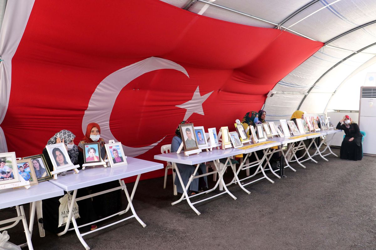 Diyarbakır anneleri evlat nöbetini kararlılıkla sürdürüyor