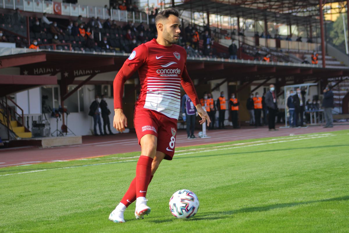 Hatayspor\'dan sözleşmesi sona eren Rayane Aabid\'e teşekkür