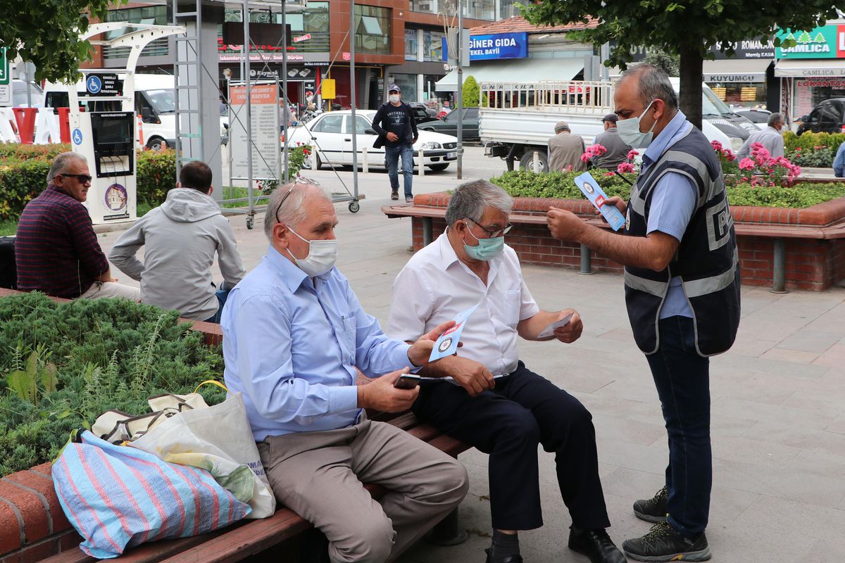 Havza\'da polis evden hırsızlıklara ve yankesiciliğe karşı uyardı