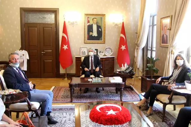 Hollanda-Suriye Özel Temsilcisi Büyükelçi Emiel de Bont Hatay'da Hollanda-Suriye Özel Temsilcisi Büyükelçi Emiel de Bont Hatay'da