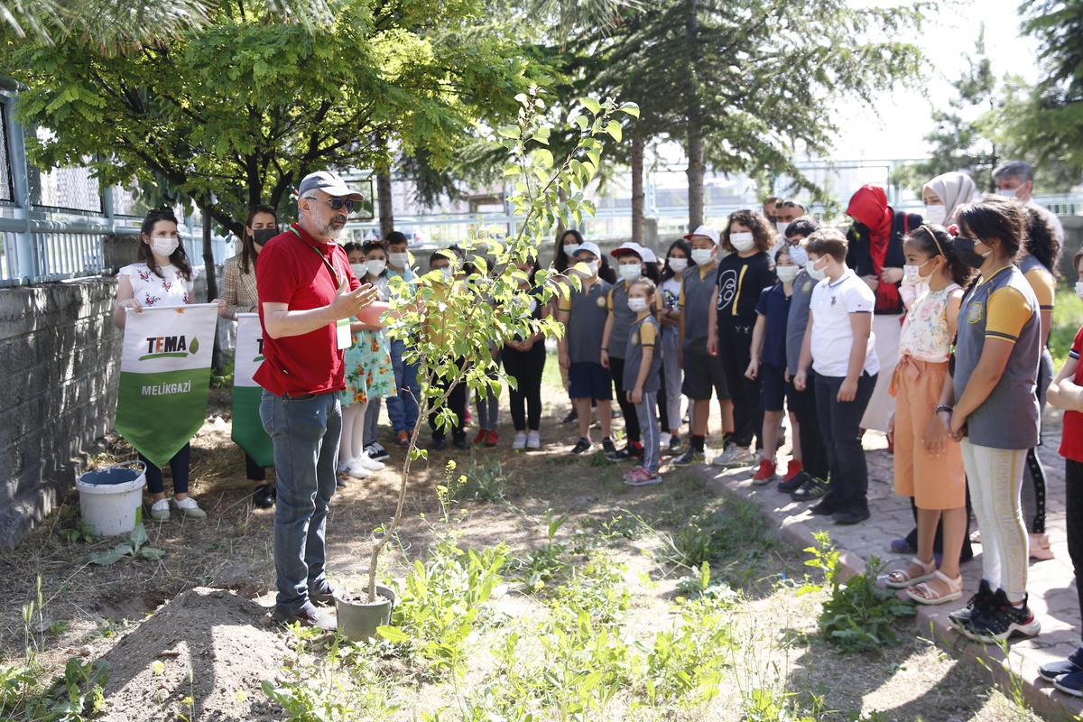 Kayseri\'de öğrenciler "Cıvıl Cıvıl" etkinlikleriyle eğleniyor