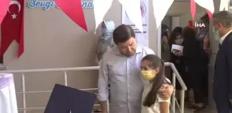 Okuryazarlık eğitimi alan Maltepeli kadınlar 'kep attı'