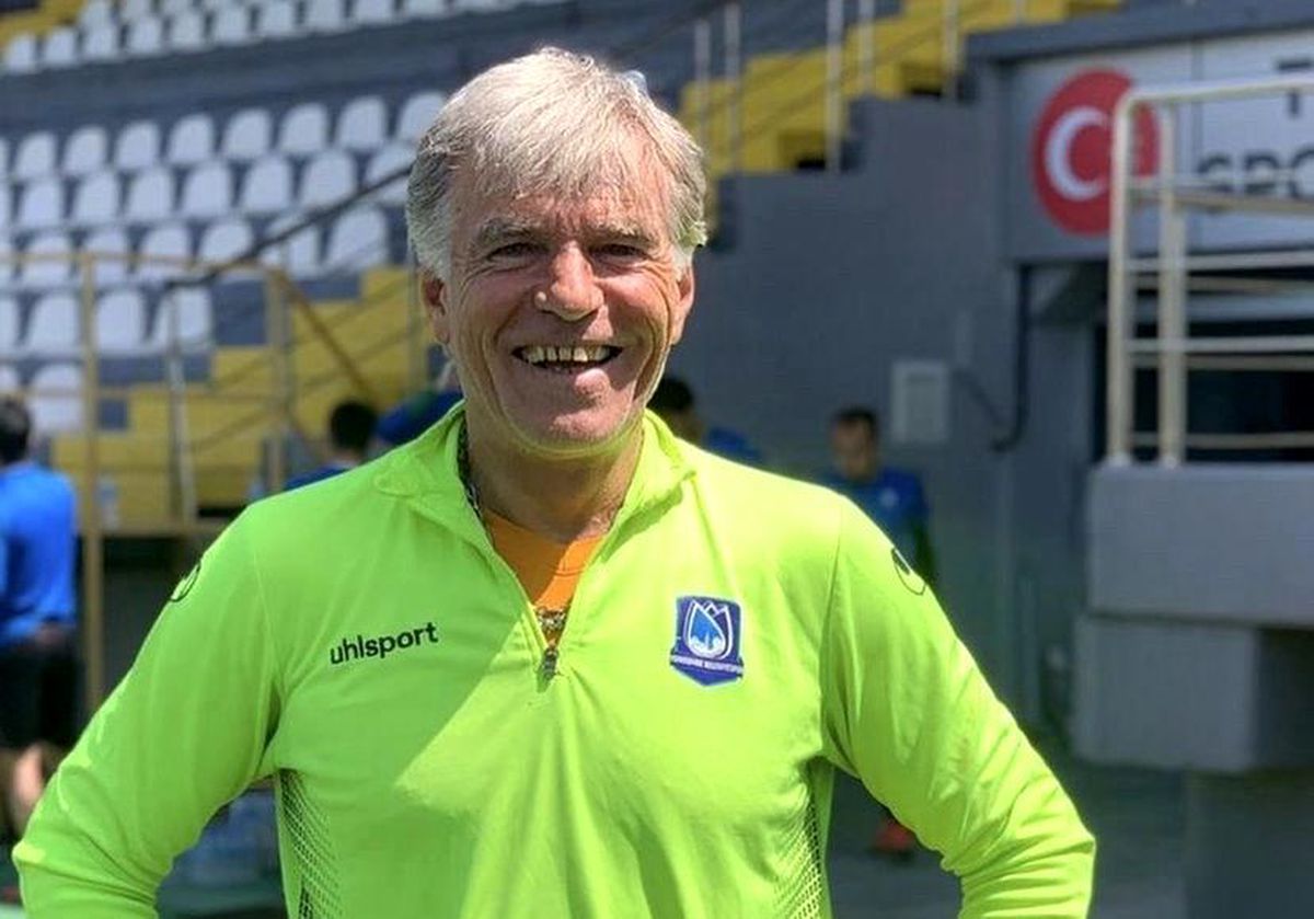 Serol Emlek\'le yollar ayrıldı